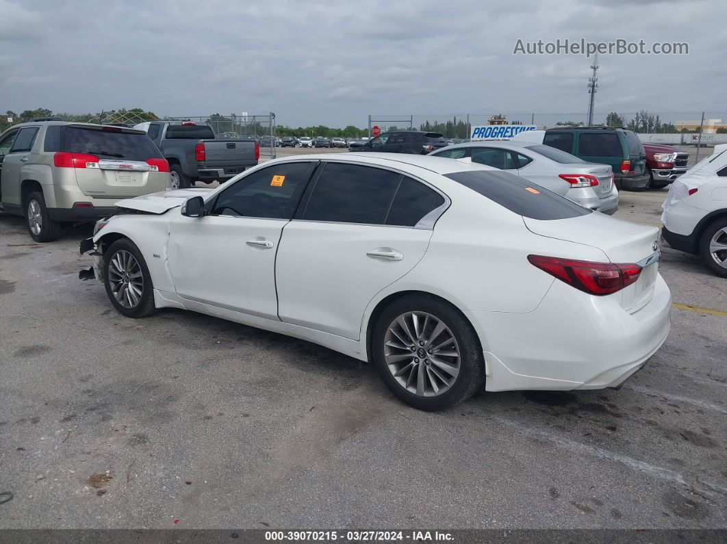 2019 Infiniti Q50 3.0t Luxe White vin: JN1EV7AP8KM512504