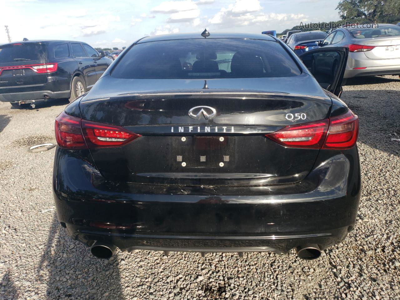 2019 Infiniti Q50 Luxe Черный vin: JN1EV7AP8KM513328