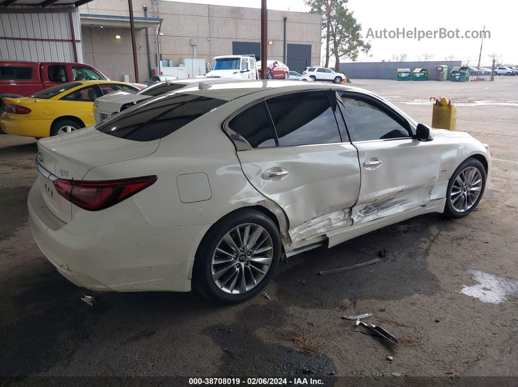 2019 Infiniti Q50 3.0t Luxe Белый vin: JN1EV7AP8KM514964