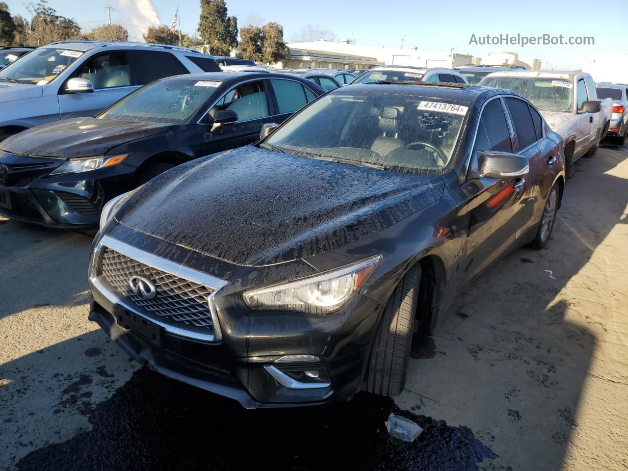 2019 Infiniti Q50 Luxe Black vin: JN1EV7AP8KM518125