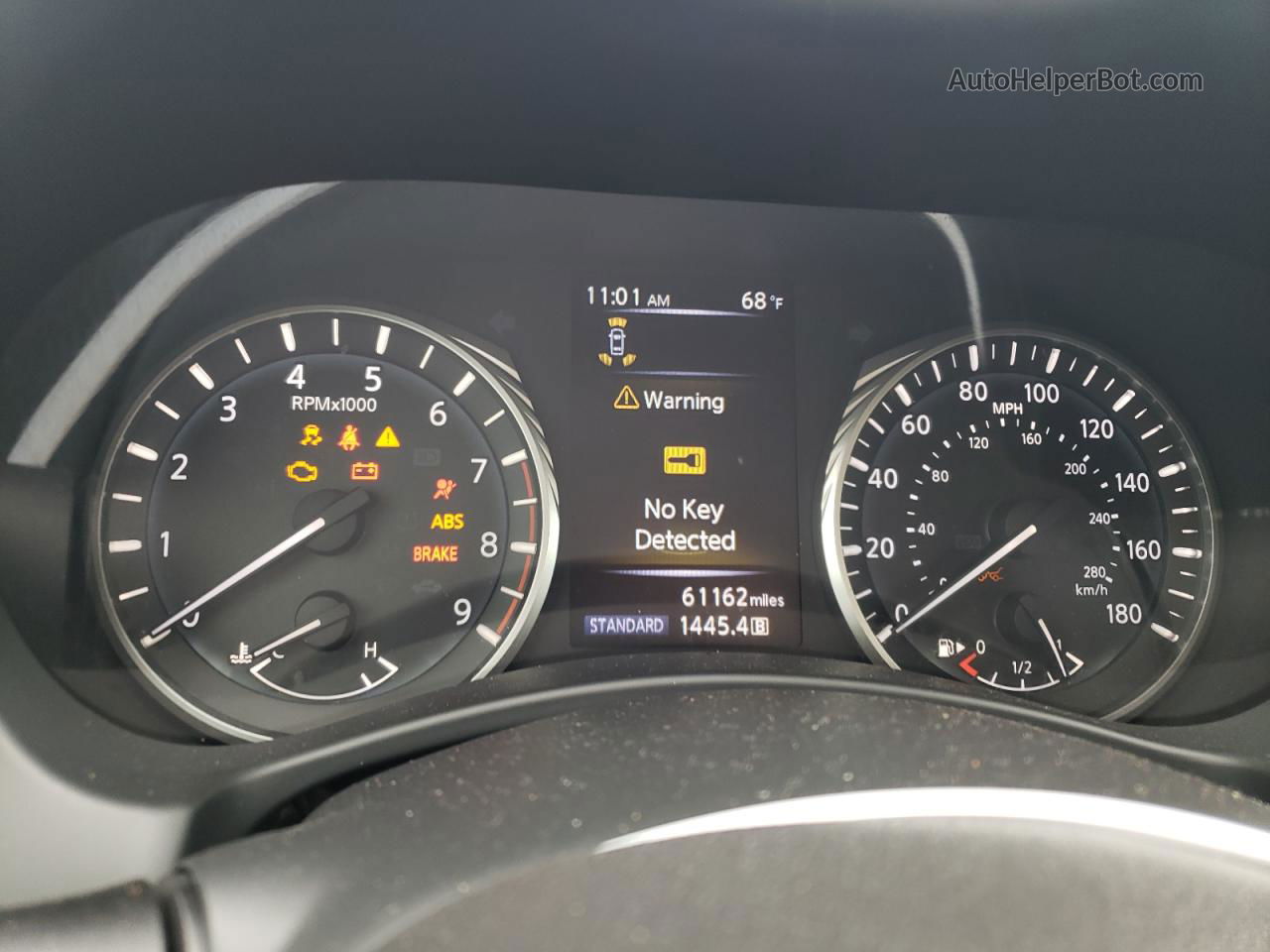 2019 Infiniti Q50 Luxe Черный vin: JN1EV7AP8KM542425