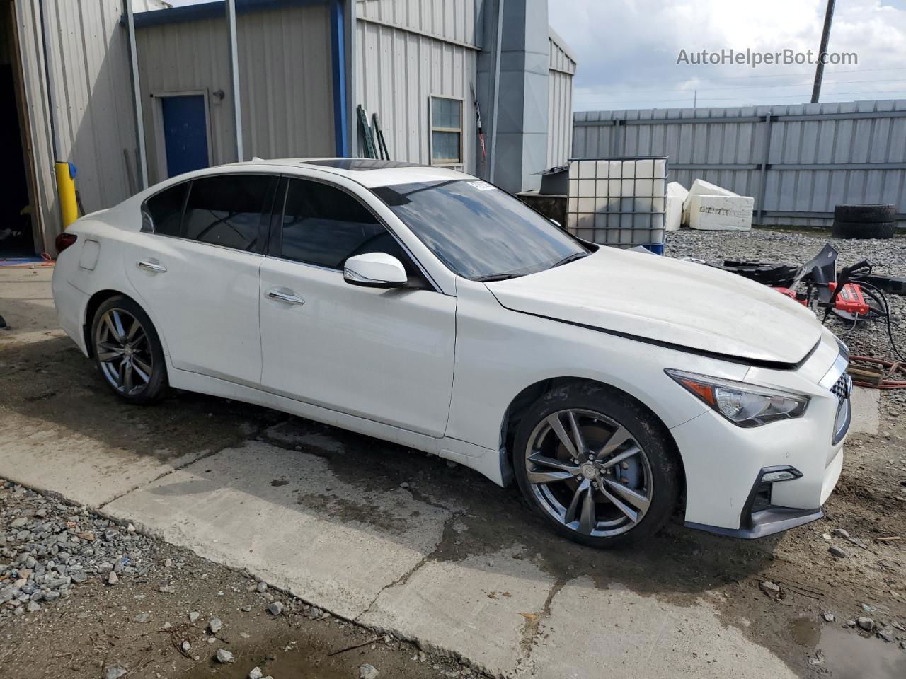 2019 Infiniti Q50 Luxe White vin: JN1EV7AP4KM542096