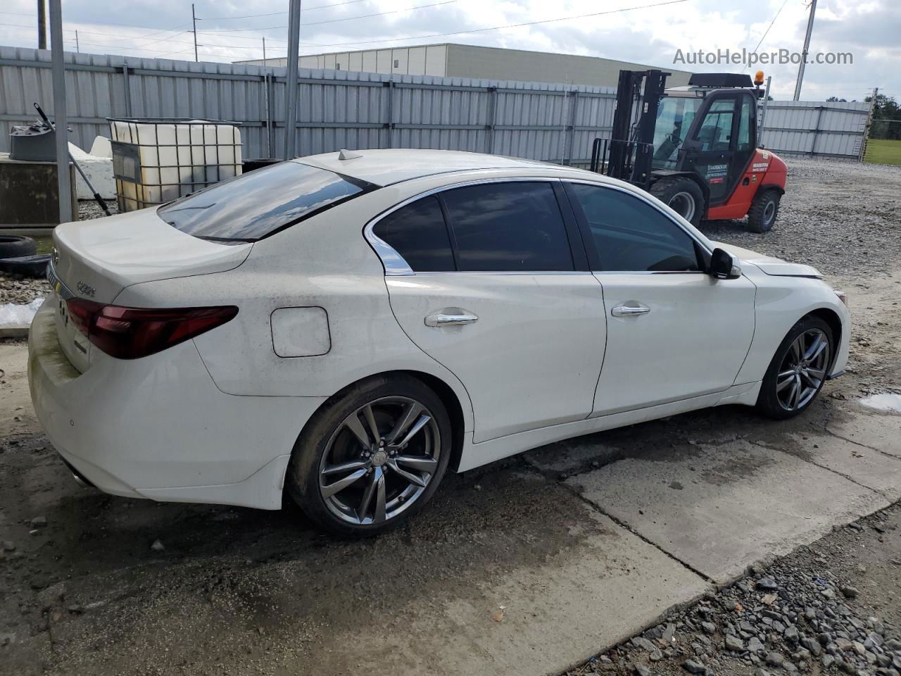 2019 Infiniti Q50 Luxe Белый vin: JN1EV7AP4KM542096