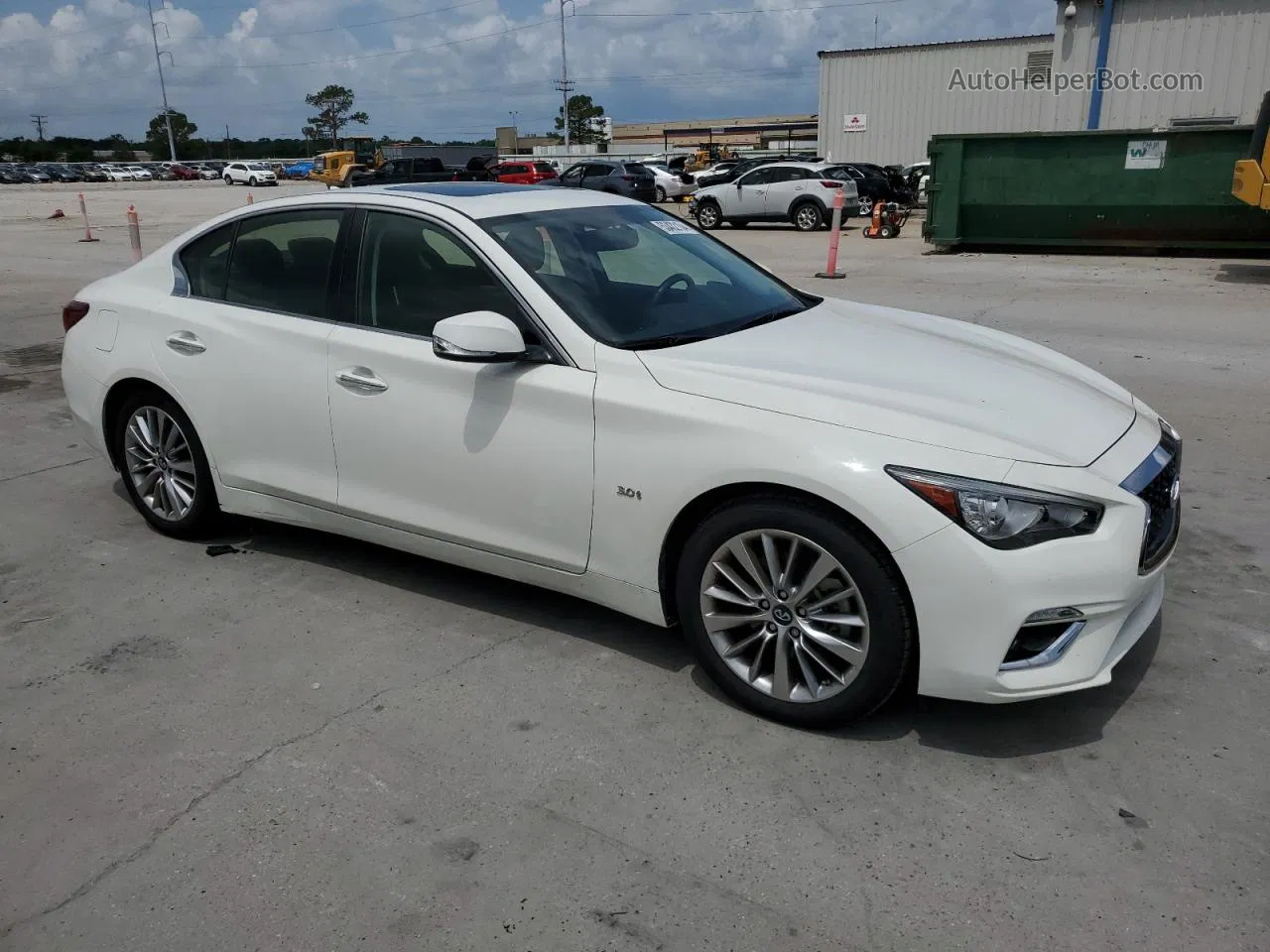 2018 Infiniti Q50 Luxe White vin: JN1EV7AP9JM363048