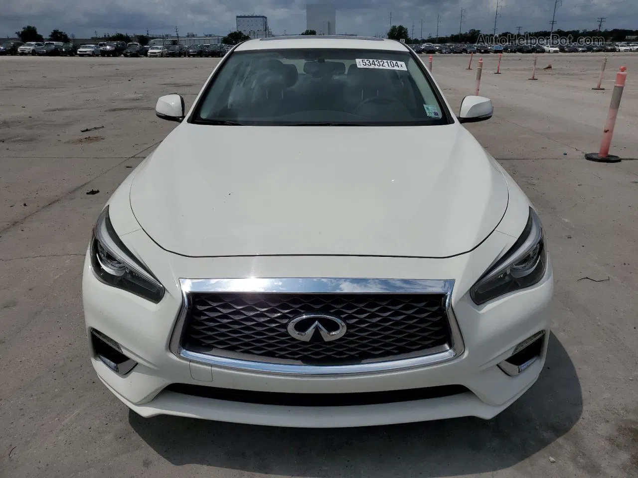 2018 Infiniti Q50 Luxe Белый vin: JN1EV7AP9JM363048