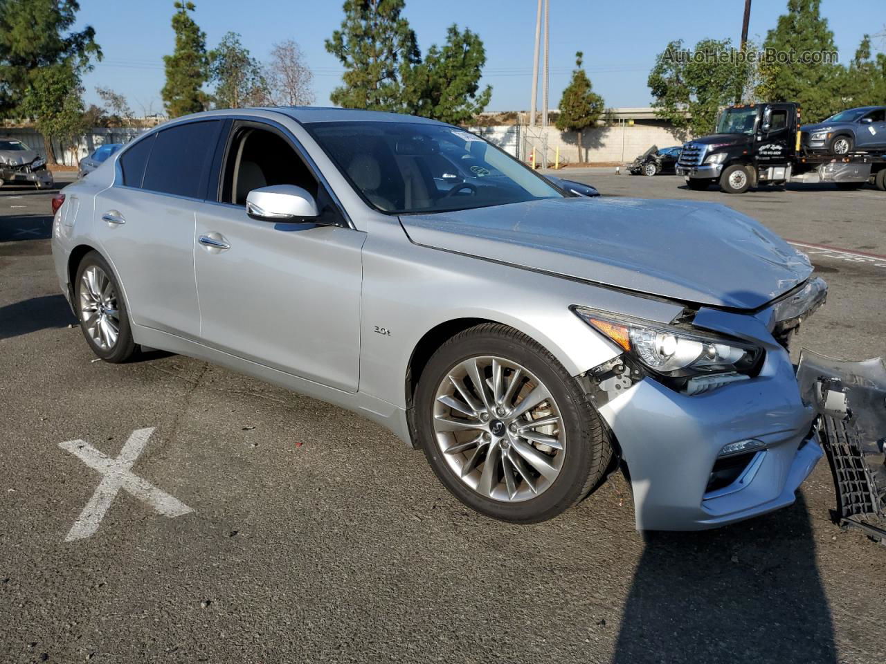 2019 Infiniti Q50 Luxe Серебряный vin: JN1EV7AP9KM510406