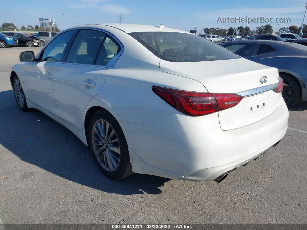 2019 Infiniti Q50 3.0t Luxe Белый vin: JN1EV7AP9KM512351