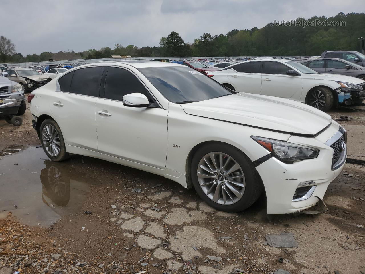 2019 Infiniti Q50 Luxe White vin: JN1EV7AP9KM513077