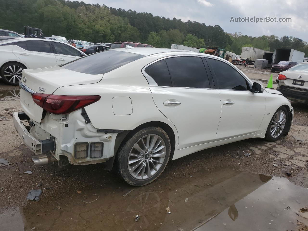 2019 Infiniti Q50 Luxe White vin: JN1EV7AP9KM513077