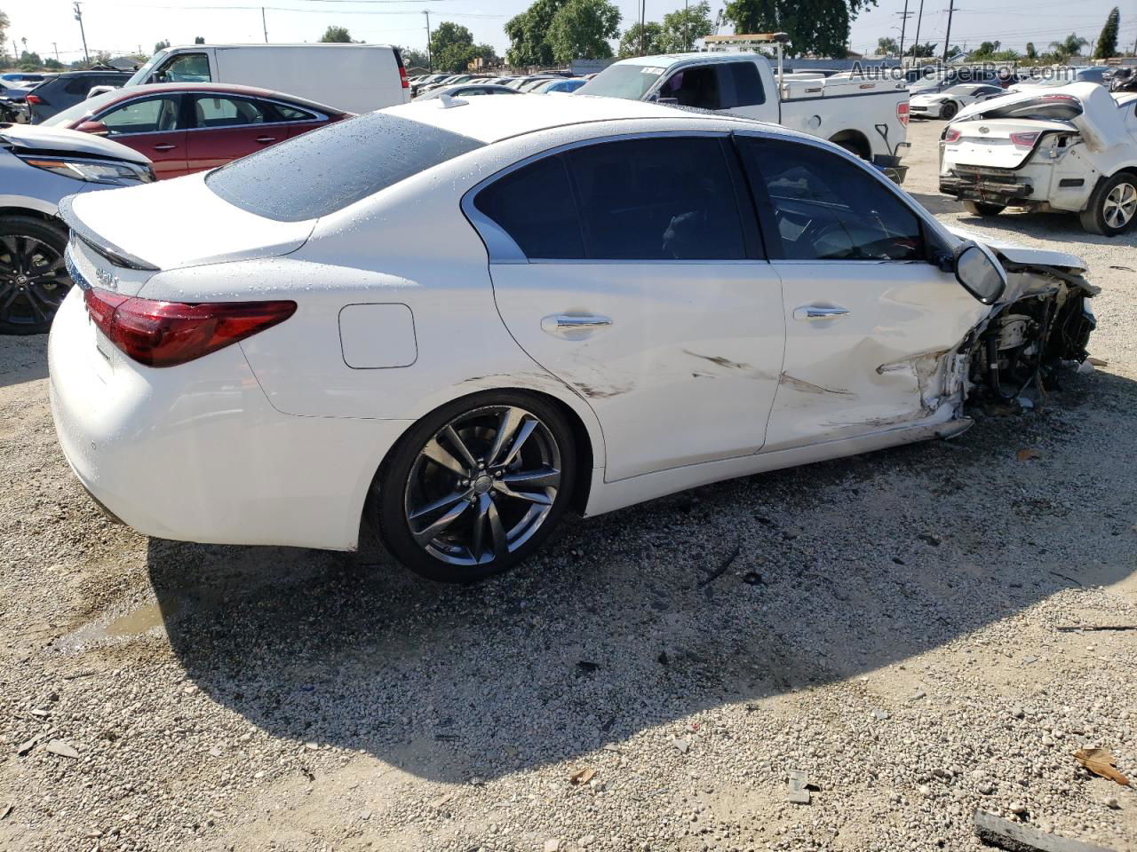 2019 Infiniti Q50 Luxe Белый vin: JN1EV7AP9KM541011