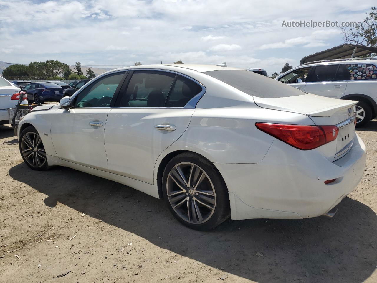 2016 Infiniti Q50 Premium White vin: JN1EV7APXGM301148