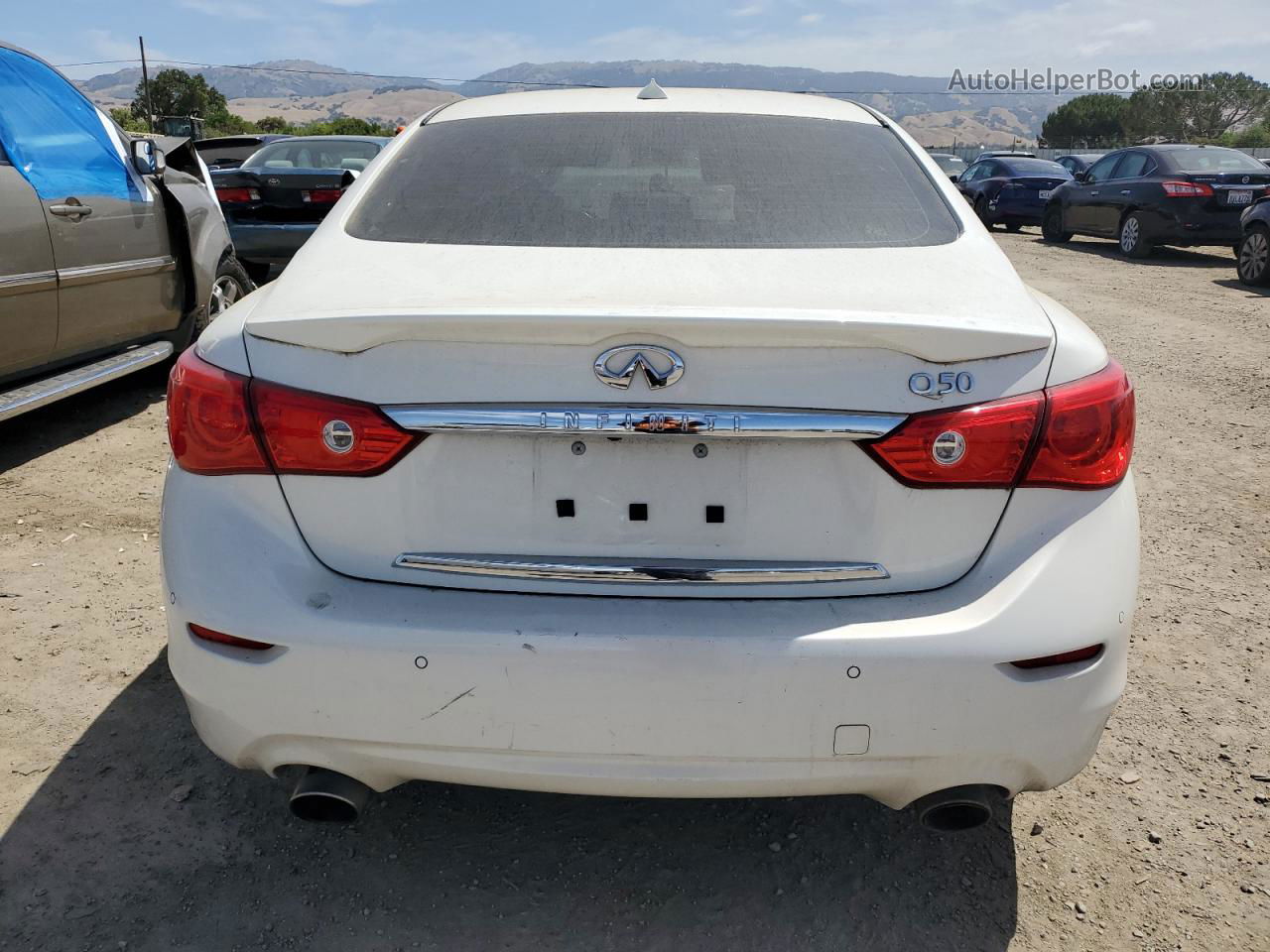 2016 Infiniti Q50 Premium White vin: JN1EV7APXGM301148