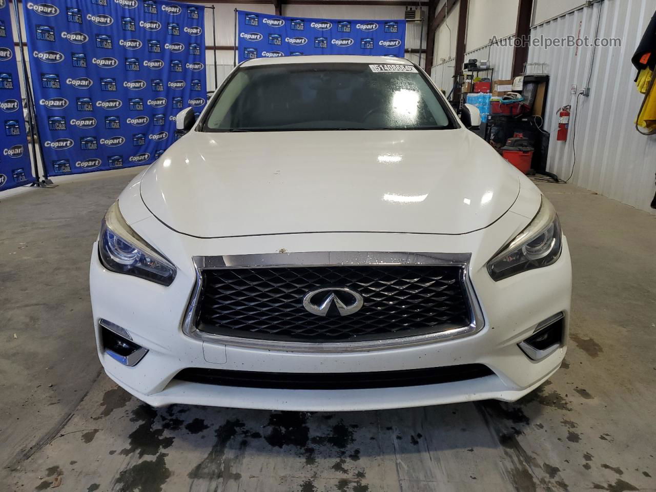 2018 Infiniti Q50 Luxe White vin: JN1EV7APXJM352902