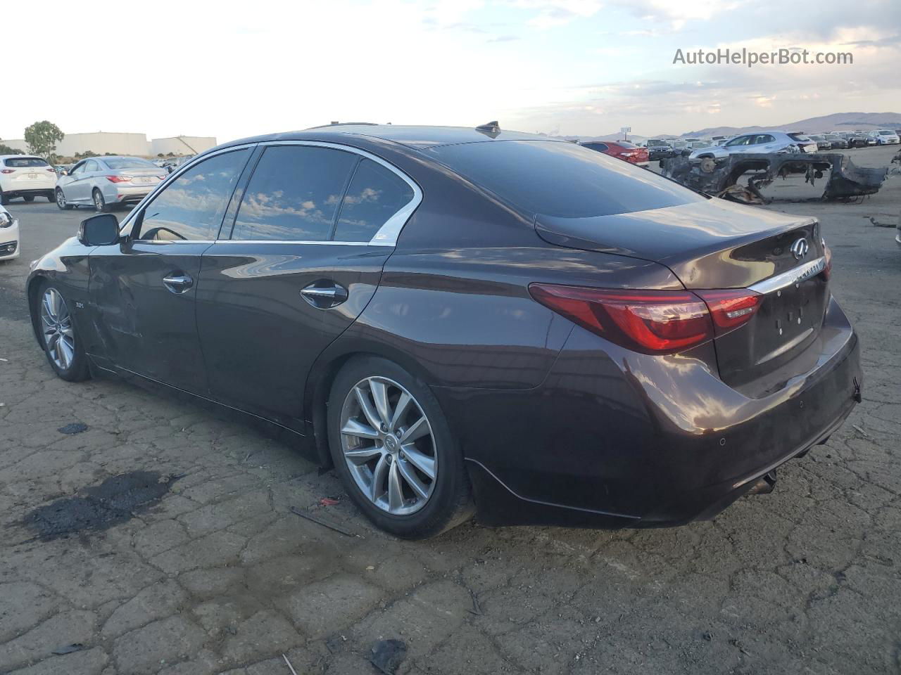 2018 Infiniti Q50 Luxe Black vin: JN1EV7APXJM359977