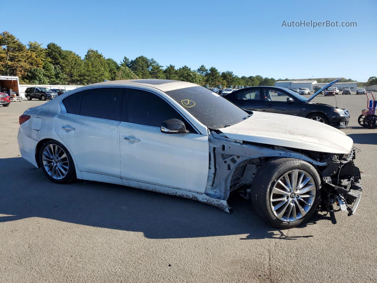 2019 Infiniti Q50 Luxe Белый vin: JN1EV7APXKM511161