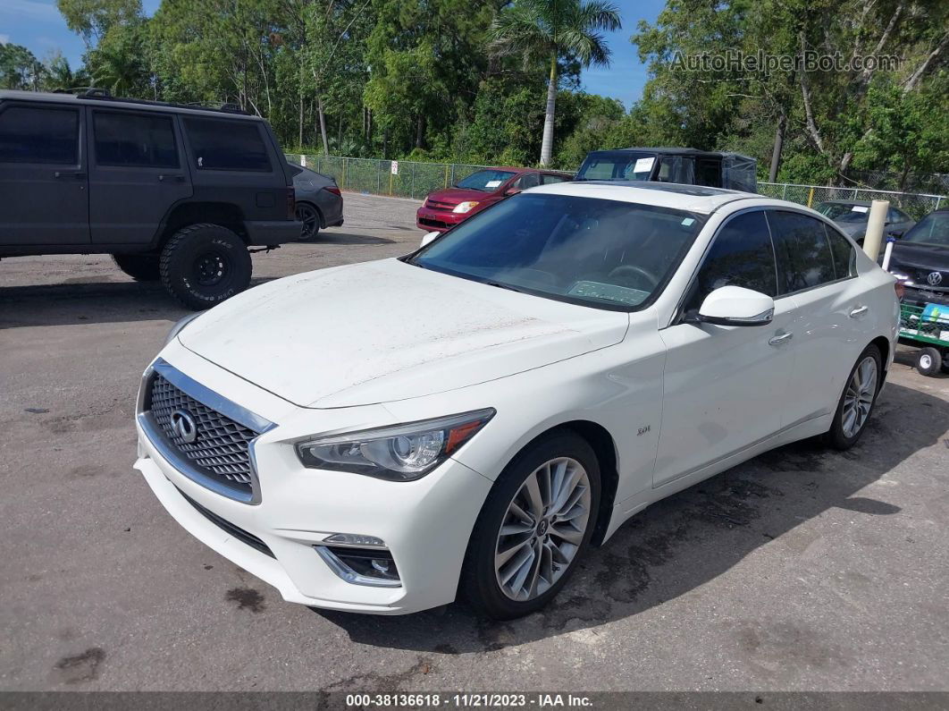 2019 Infiniti Q50 3.0t Luxe Белый vin: JN1EV7APXKM512679