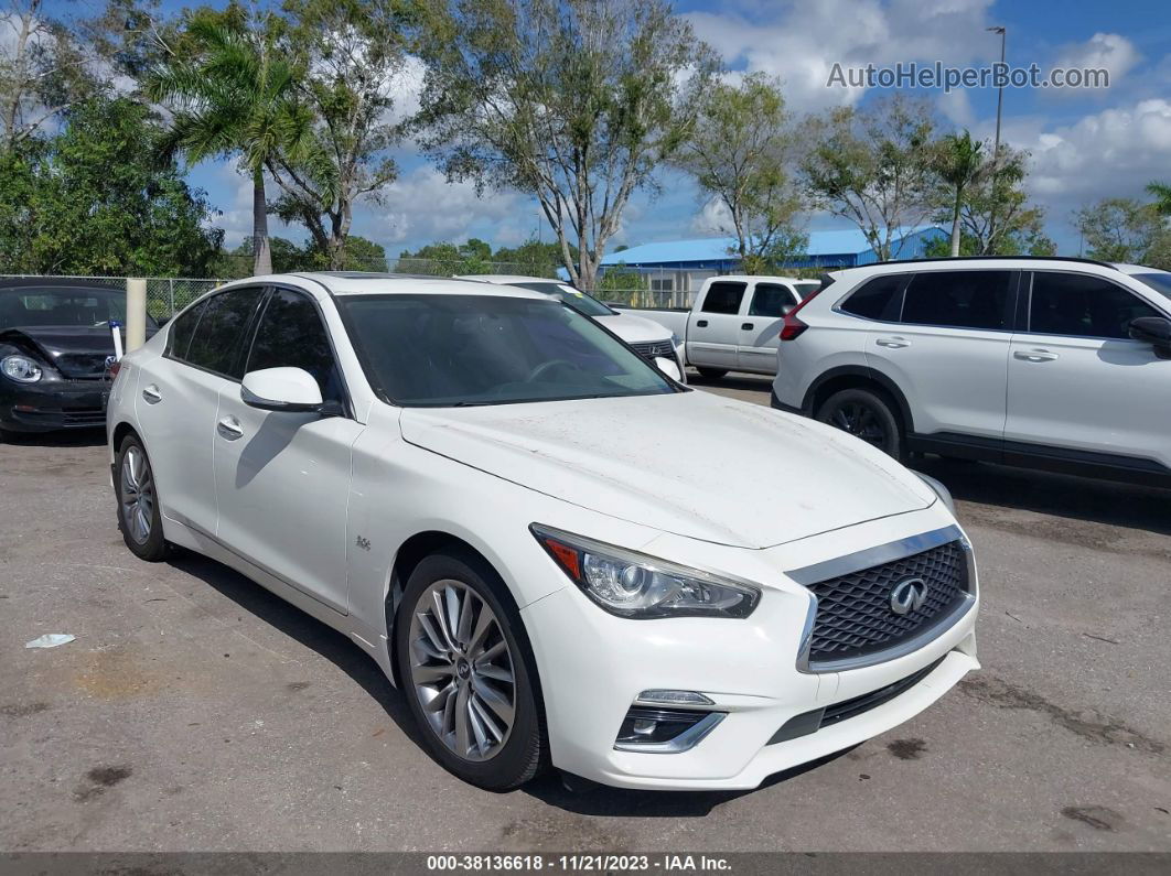 2019 Infiniti Q50 3.0t Luxe White vin: JN1EV7APXKM512679