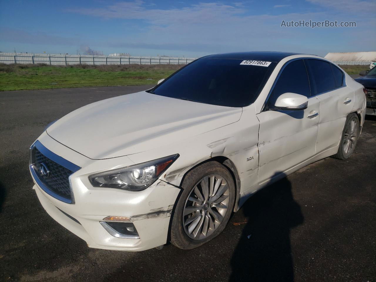 2019 Infiniti Q50 Luxe White vin: JN1EV7APXKM513959