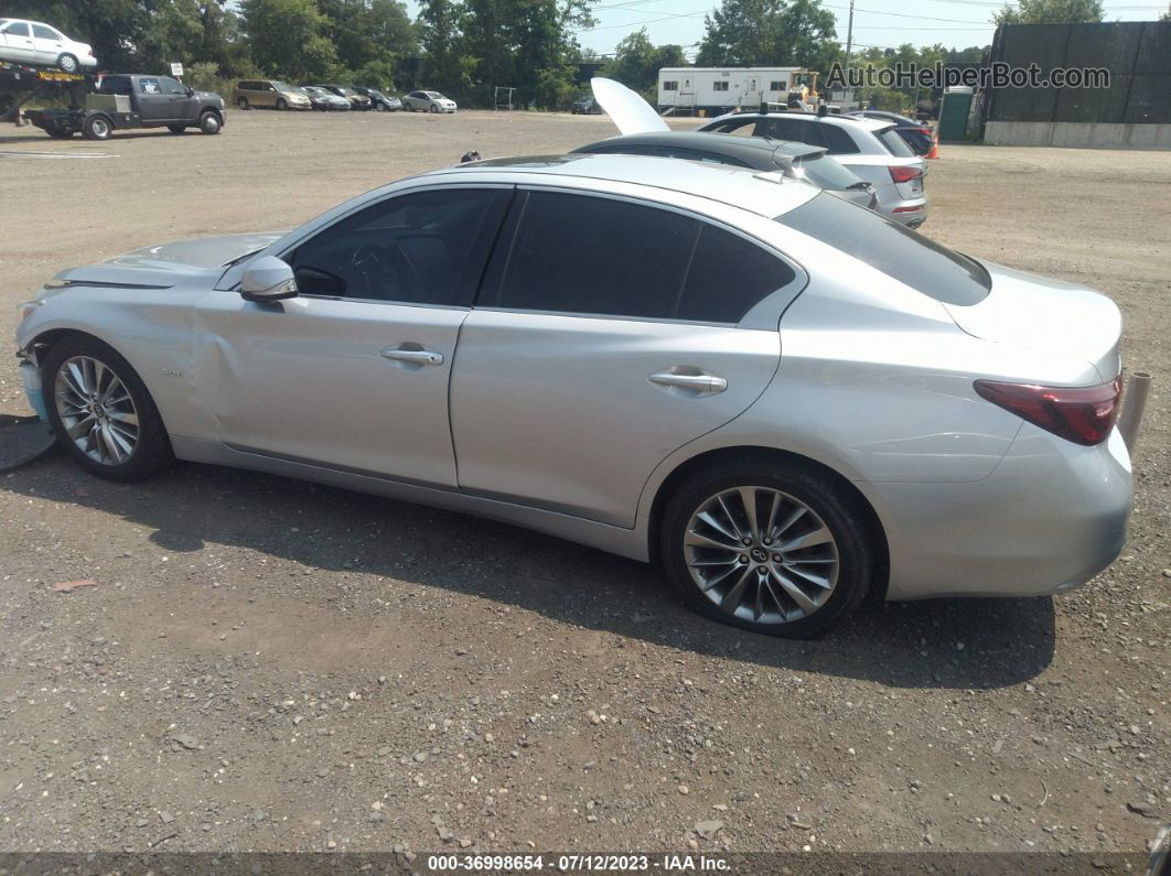 2019 Infiniti Q50 3.0t Luxe Серебряный vin: JN1EV7AR0KM559219