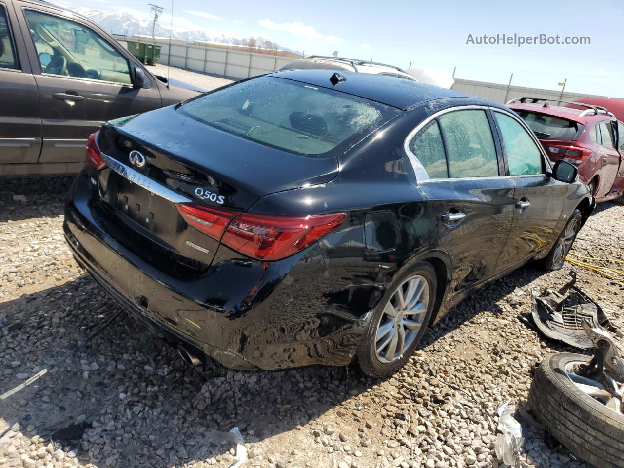 2019 Infiniti Q50 Luxe Black vin: JN1EV7AR0KM590938