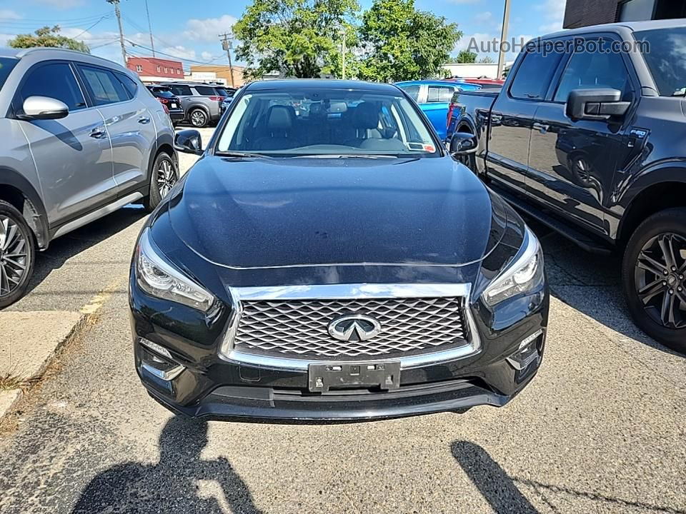 2019 Infiniti Q50 3.0t Luxe Черный vin: JN1EV7AR0KM594181