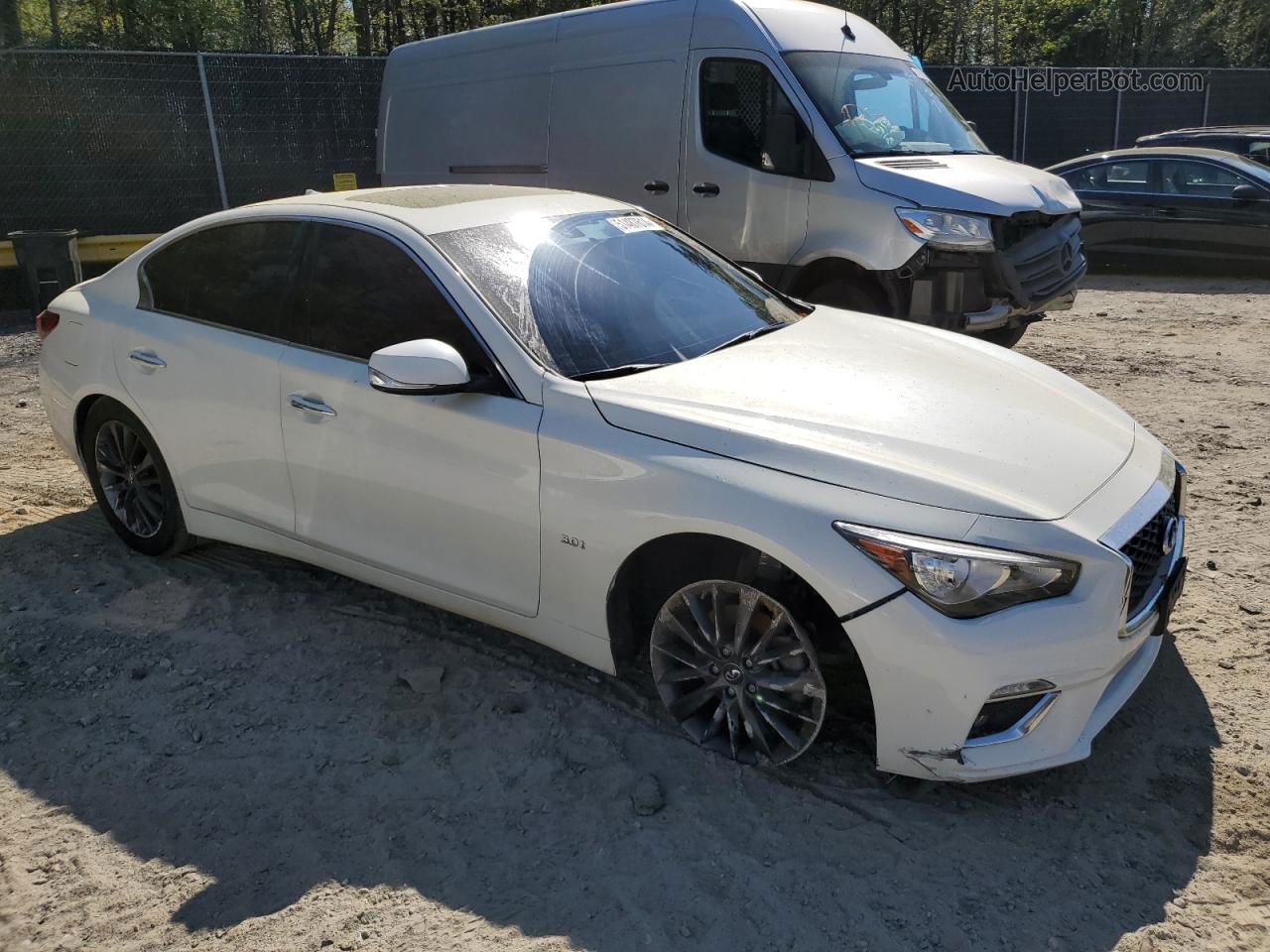 2018 Infiniti Q50 Luxe Белый vin: JN1EV7AR1JM436138