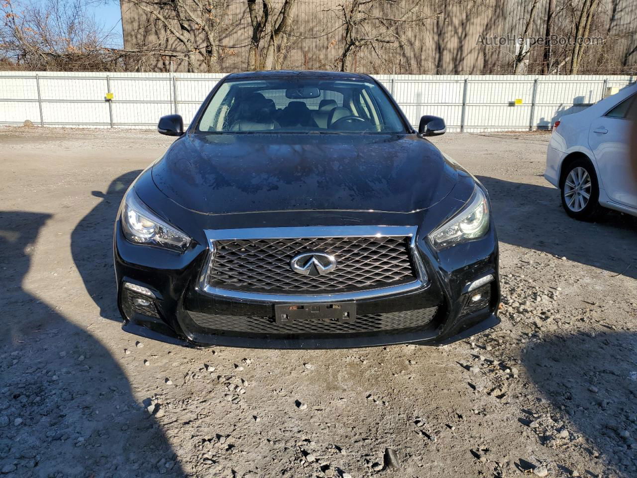 2018 Infiniti Q50 Luxe Черный vin: JN1EV7AR1JM439086