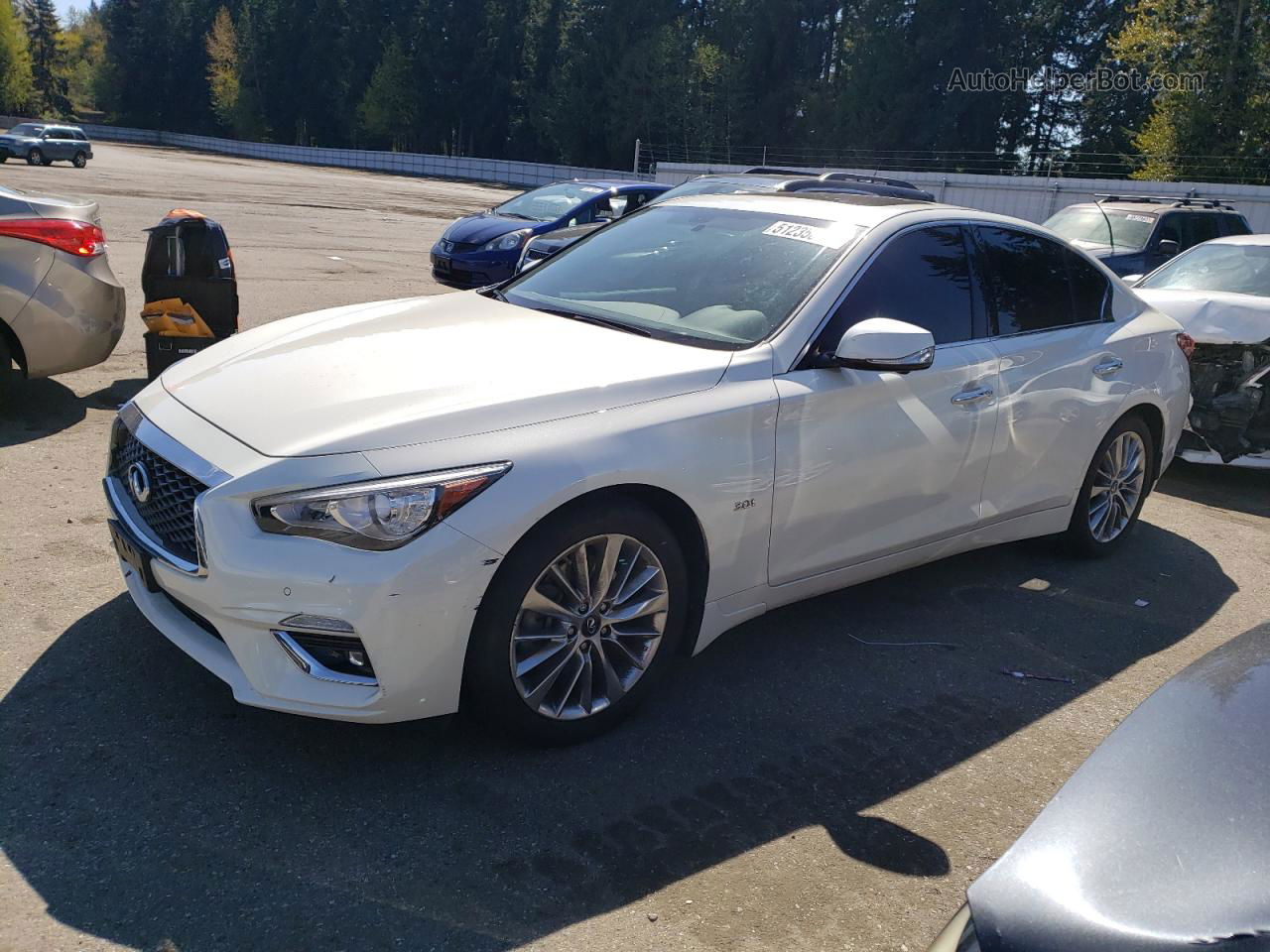 2019 Infiniti Q50 Luxe White vin: JN1EV7AR1KM556569