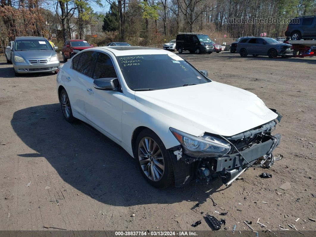 2019 Infiniti Q50 3.0t Luxe Белый vin: JN1EV7AR1KM559598