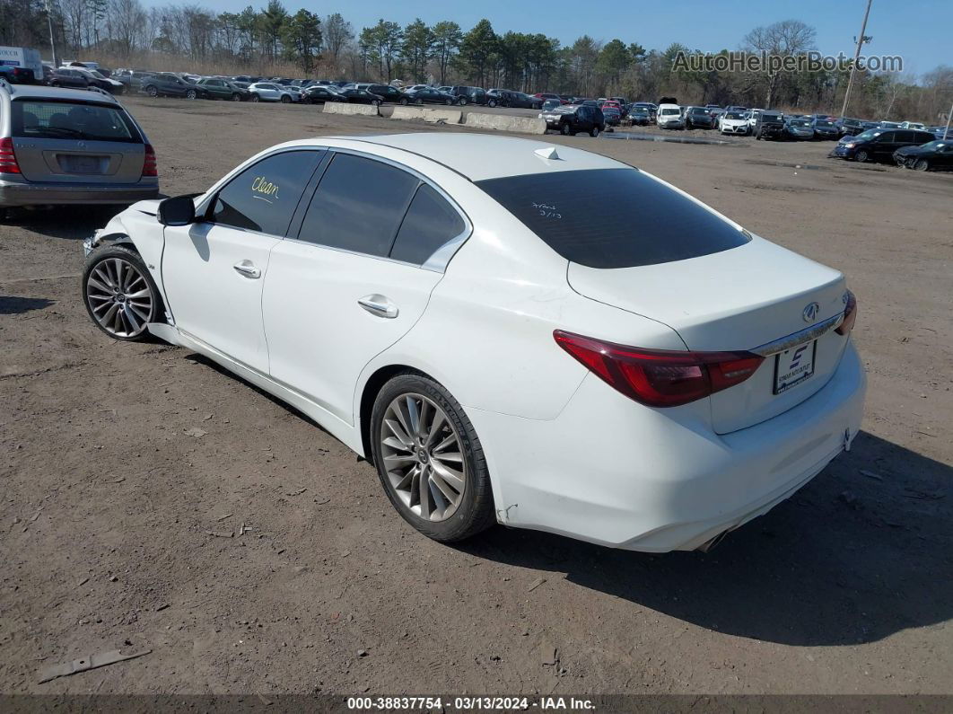 2019 Infiniti Q50 3.0t Luxe White vin: JN1EV7AR1KM559598