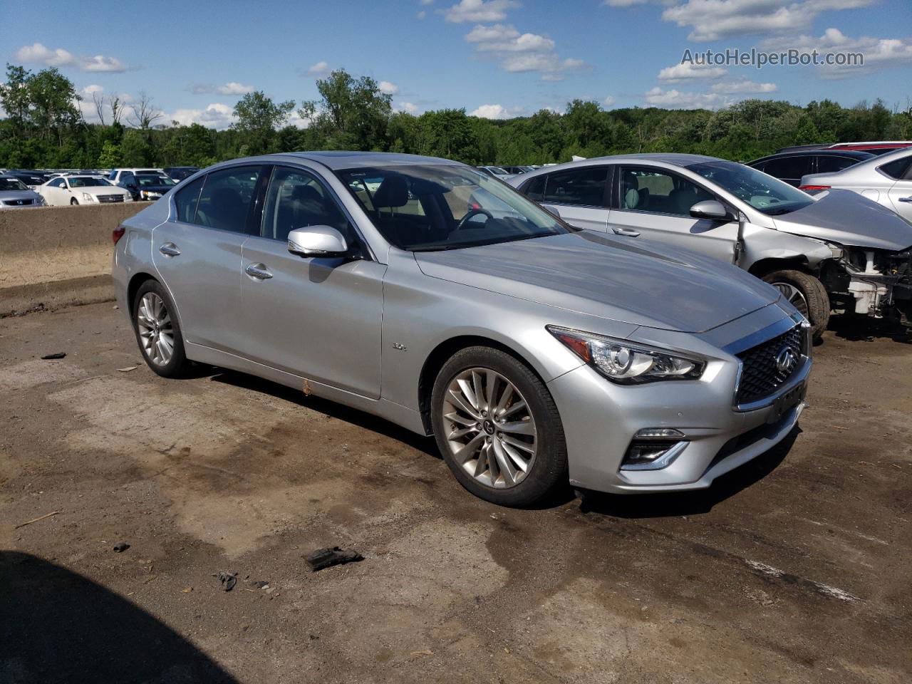 2019 Infiniti Q50 Luxe Серебряный vin: JN1EV7AR1KM593184