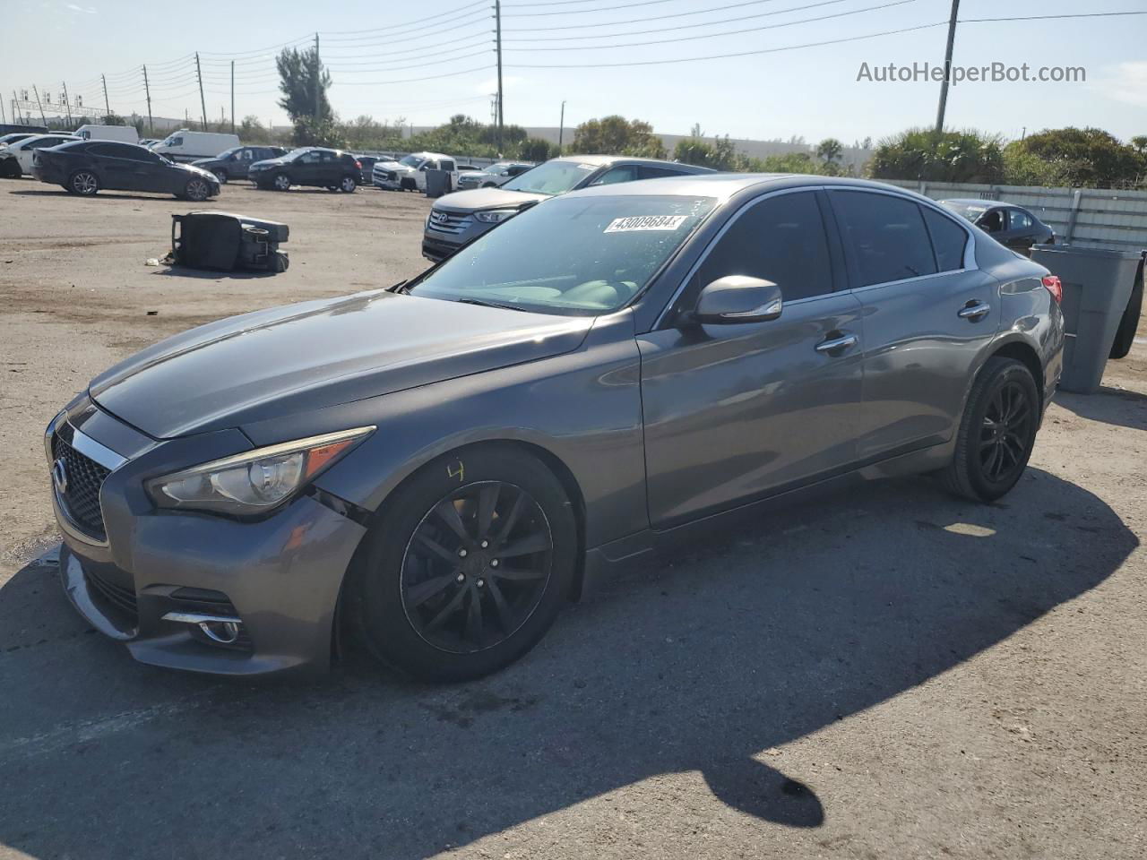 2016 Infiniti Q50 Premium Серый vin: JN1EV7AR2GM342388