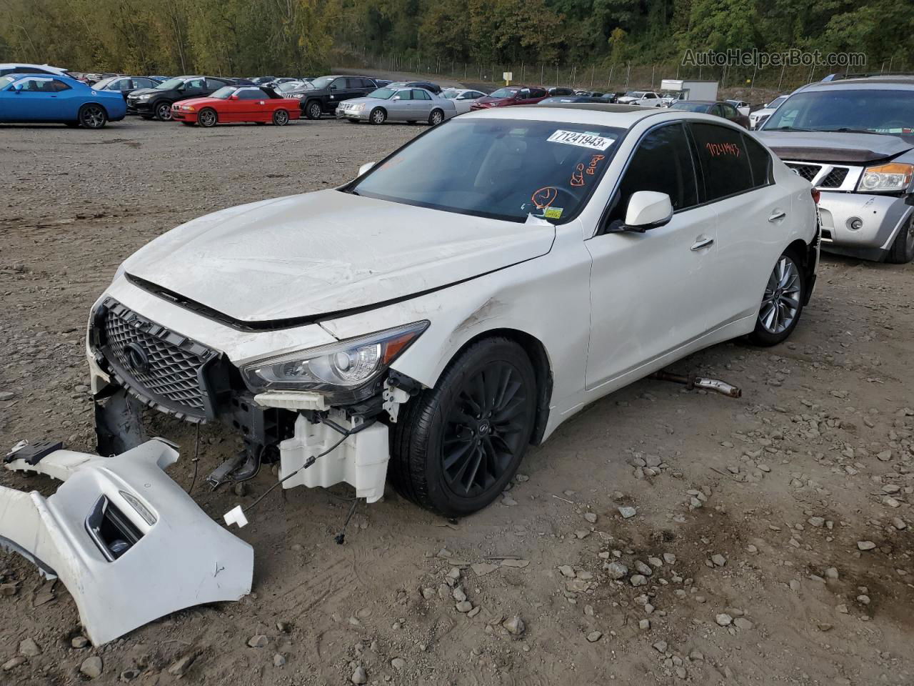 2018 Infiniti Q50 Luxe White vin: JN1EV7AR2JM436438