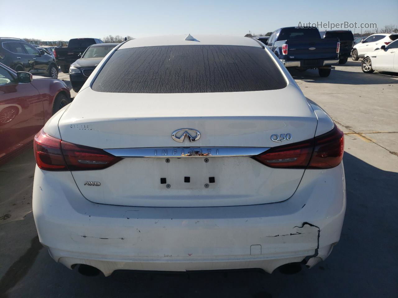 2018 Infiniti Q50 Luxe Белый vin: JN1EV7AR2JM442952