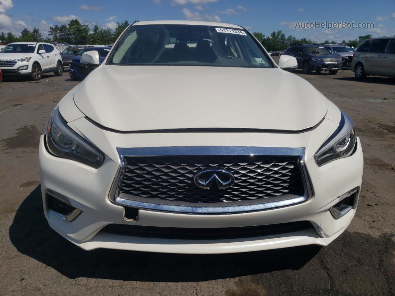 2019 Infiniti Q50 Luxe Белый vin: JN1EV7AR2KM559304