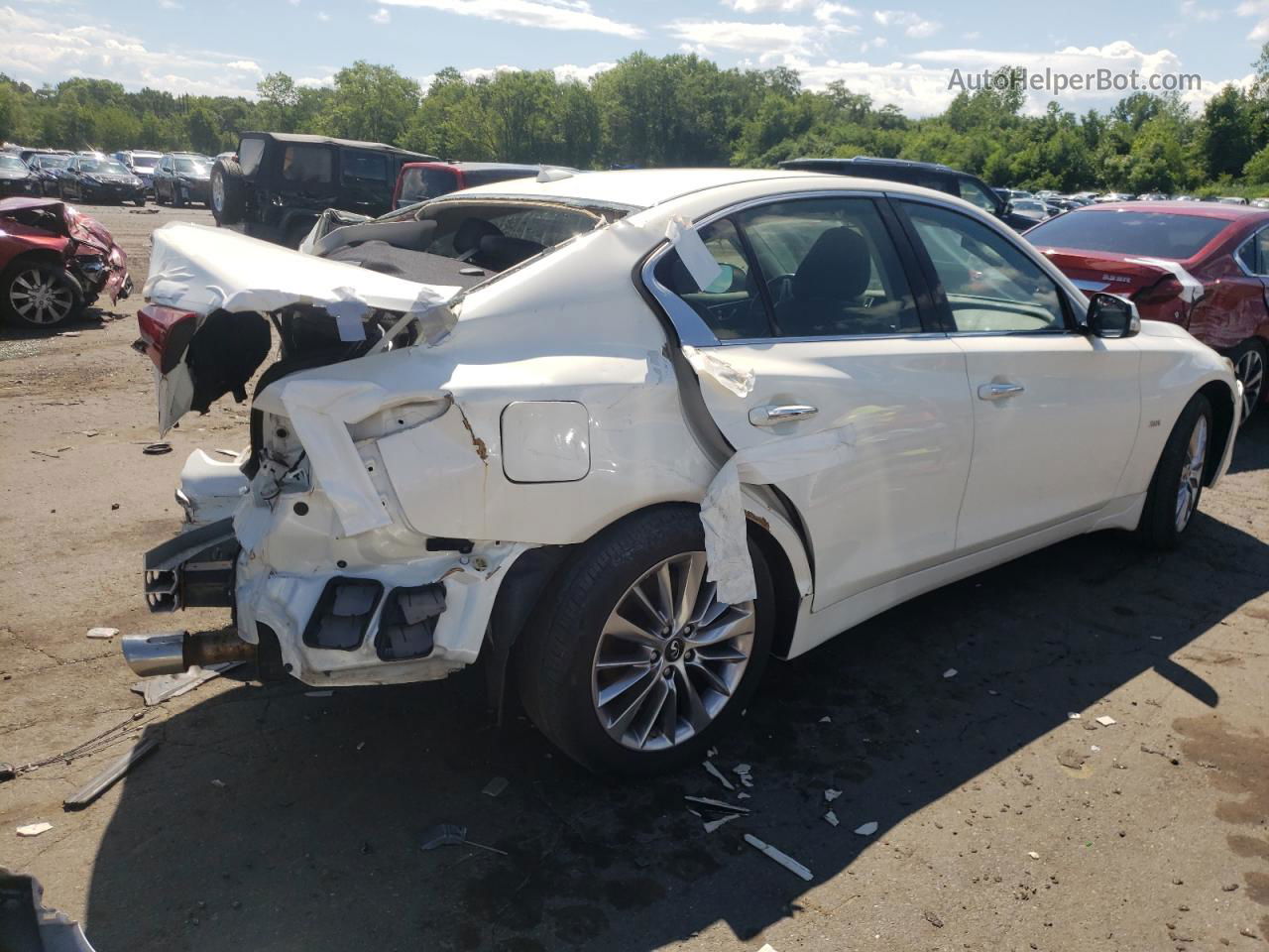 2019 Infiniti Q50 Luxe Белый vin: JN1EV7AR2KM559304