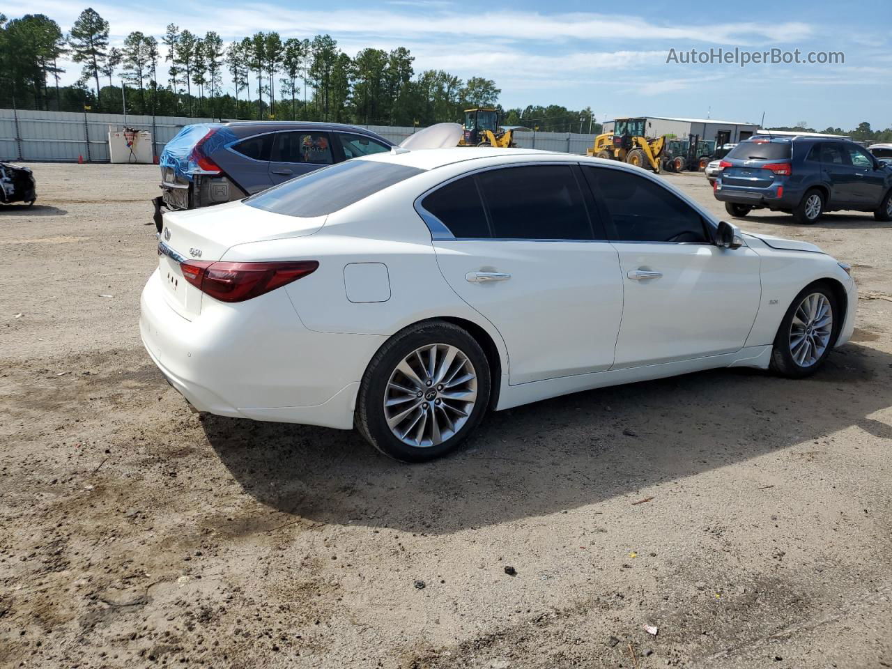 2018 Infiniti Q50 Luxe White vin: JN1EV7AR3JM433838