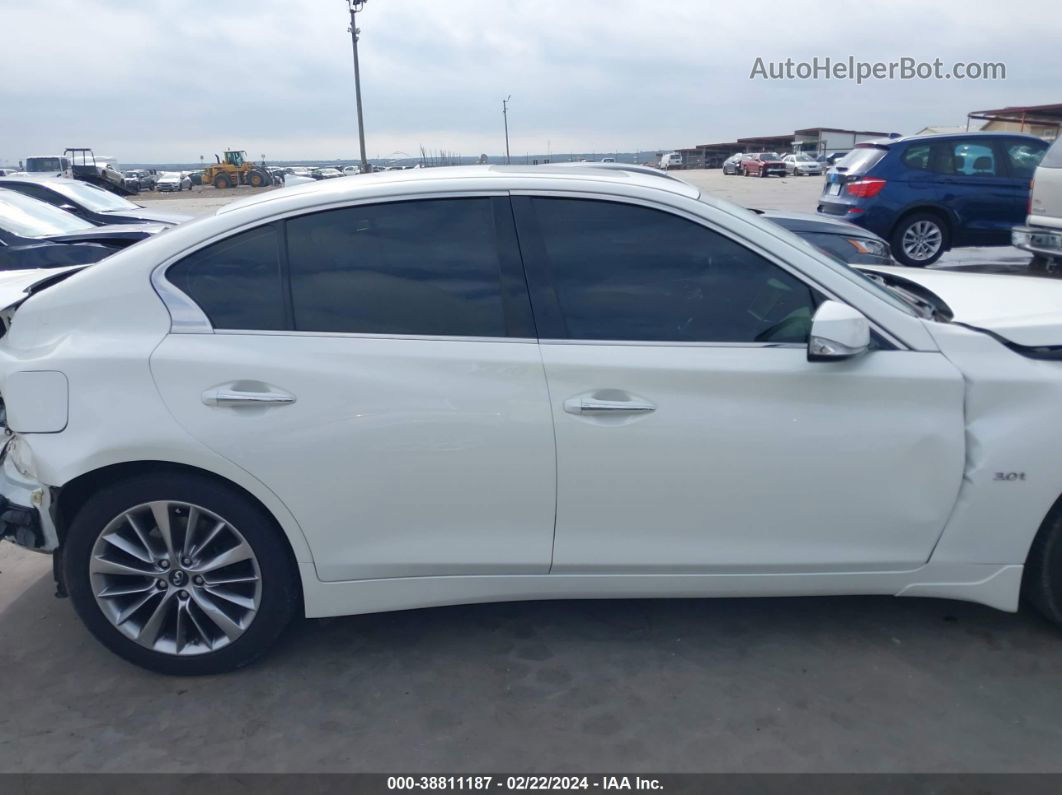 2018 Infiniti Q50 3.0t Luxe White vin: JN1EV7AR3JM435945