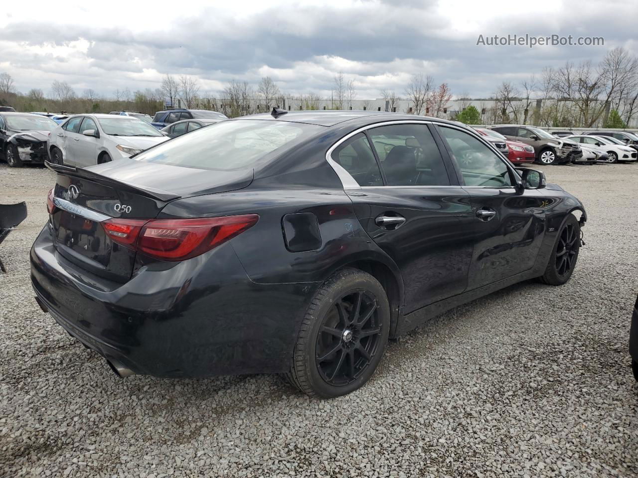 2018 Infiniti Q50 Luxe Черный vin: JN1EV7AR3JM438537