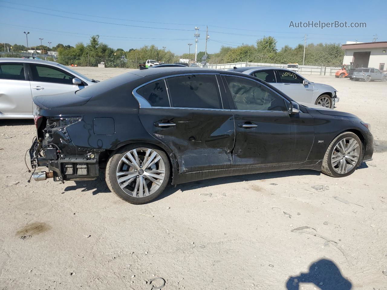 2019 Infiniti Q50 Luxe Черный vin: JN1EV7AR3KM590013