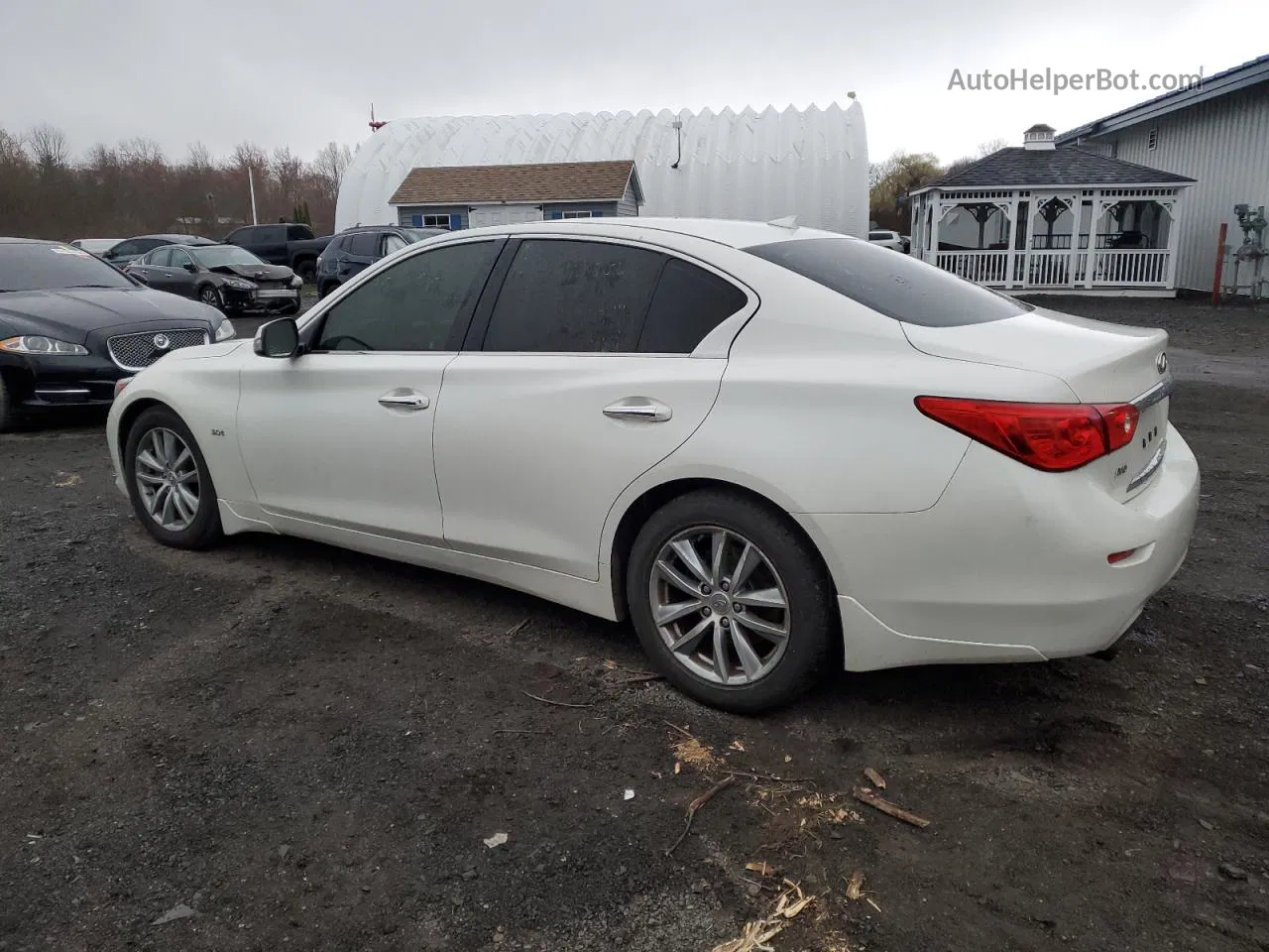 2016 Infiniti Q50 Premium Белый vin: JN1EV7AR4GM341324