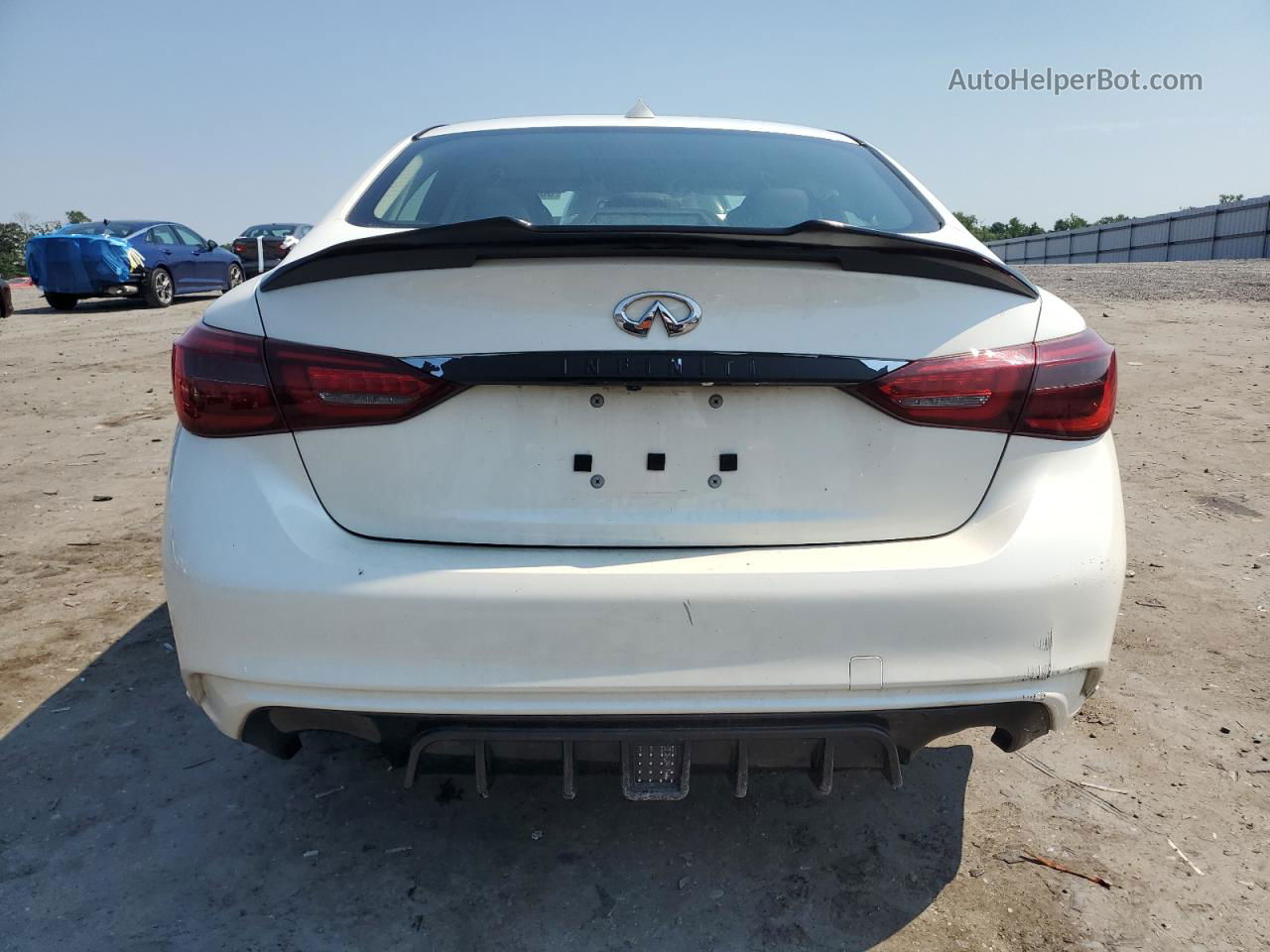 2018 Infiniti Q50 Luxe Белый vin: JN1EV7AR4JM439681