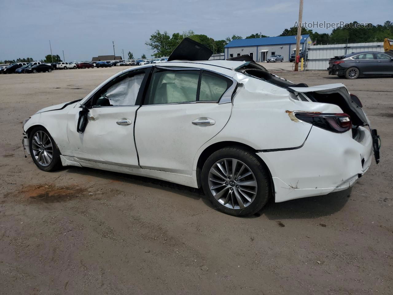 2018 Infiniti Q50 Luxe White vin: JN1EV7AR4JM439809