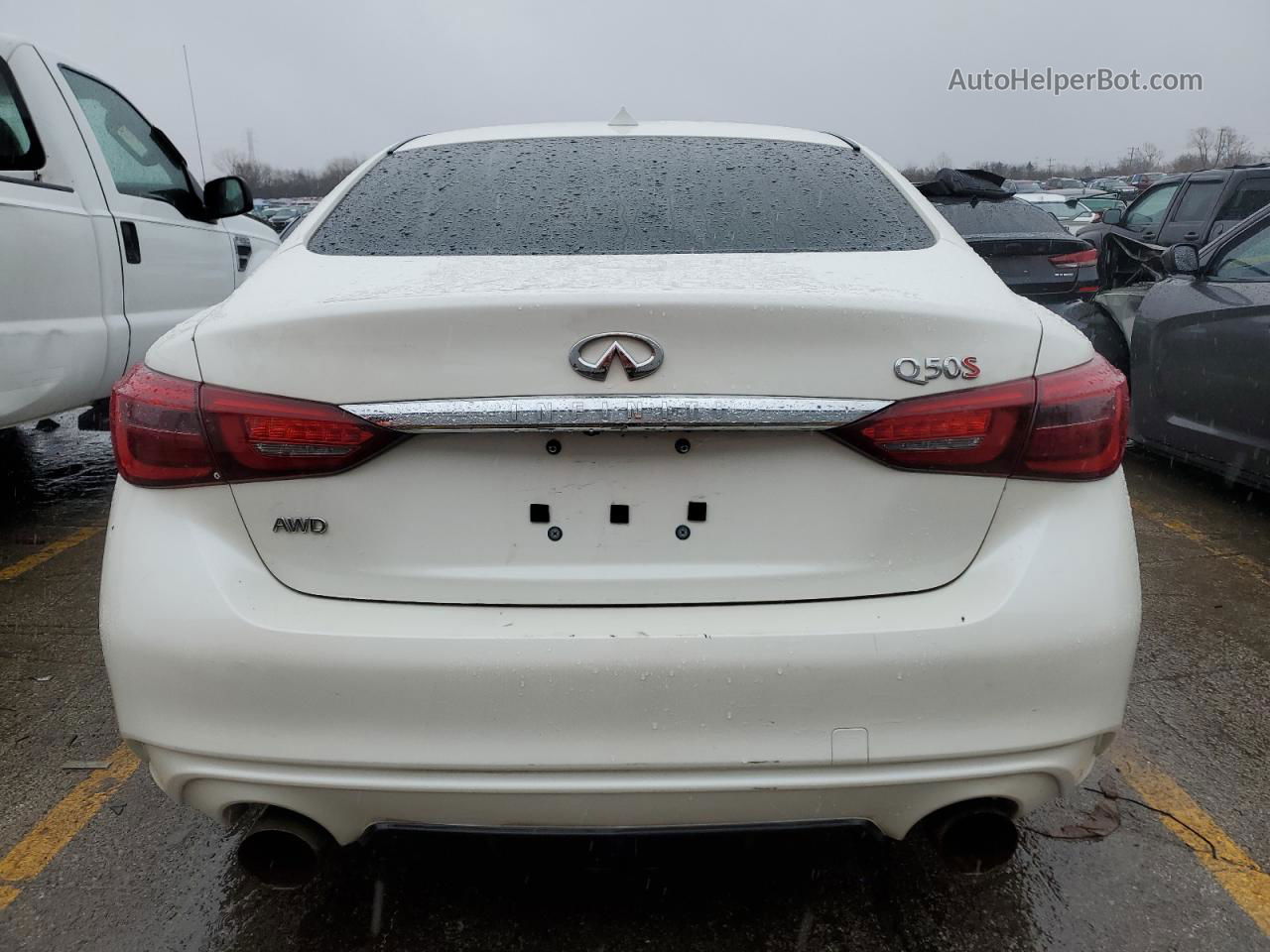 2018 Infiniti Q50 Luxe White vin: JN1EV7AR4JM442452