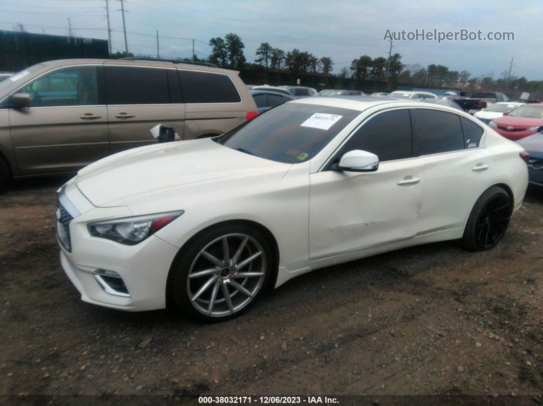 2019 Infiniti Q50 3.0t Luxe White vin: JN1EV7AR4KM554816