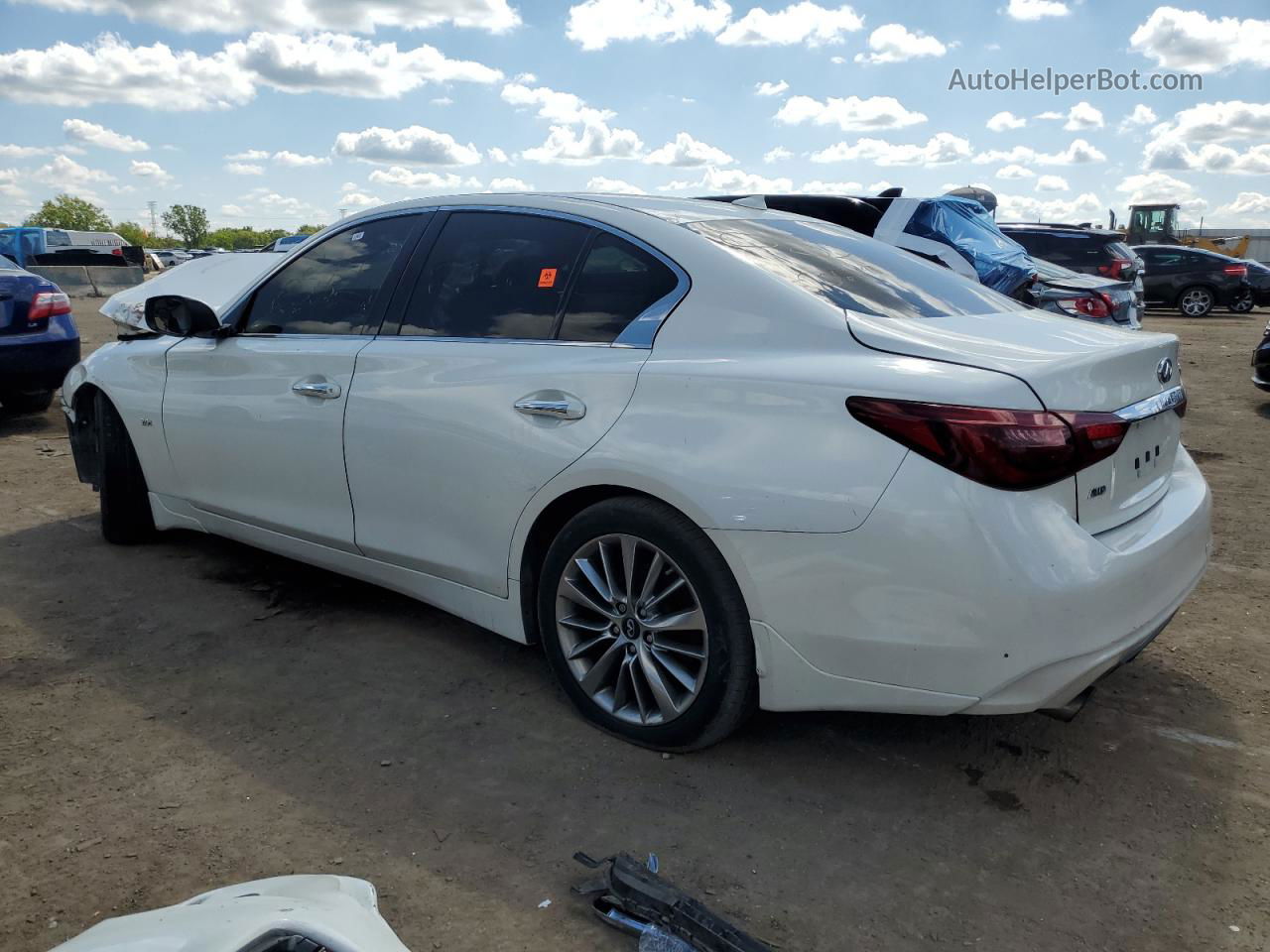 2018 Infiniti Q50 Luxe White vin: JN1EV7AR5JM437518