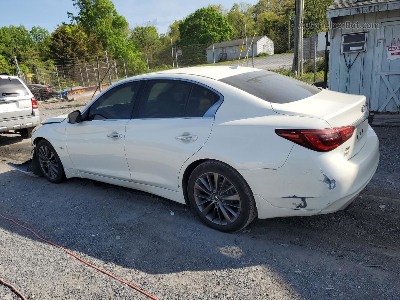 2018 Infiniti Q50 Luxe White vin: JN1EV7AR5JM439155