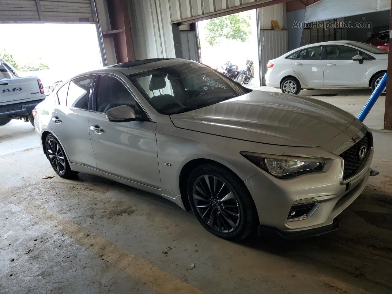 2019 Infiniti Q50 Luxe Silver vin: JN1EV7AR5KM551231