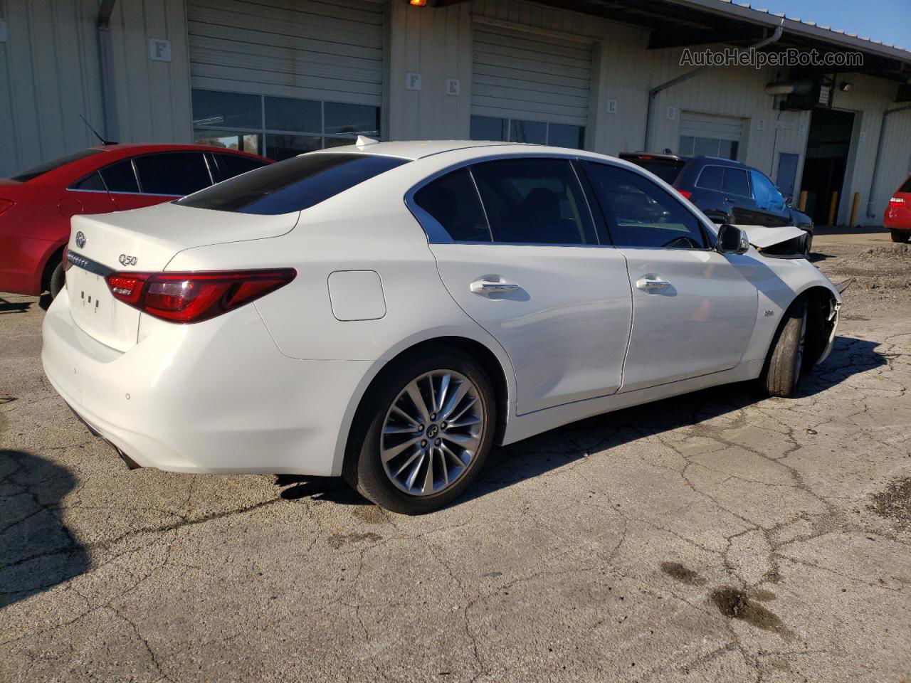 2019 Infiniti Q50 Luxe White vin: JN1EV7AR5KM551536