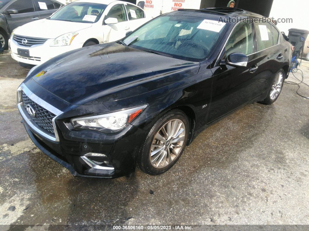 2019 Infiniti Q50 3.0t Luxe Черный vin: JN1EV7AR5KM553108